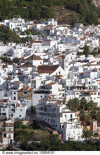 Berg waschen Stadt weiß Süden typisch Andalusien Frigiliana