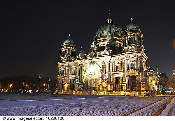 Berliner Dom  Berlin  Deutschland
