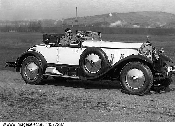 Bernadotte  Lennart Graf  8.5.1909 - 21.12.2004  schwed. Adeliger  in einem Mercedes-Benz  1930er Jahre