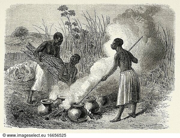 Bierherstellung in der Region Unyamwezi  Tansania  Afrika. Alter Kupferstich aus dem XIX. Jahrhundert aus Le Tour du Monde 1864.