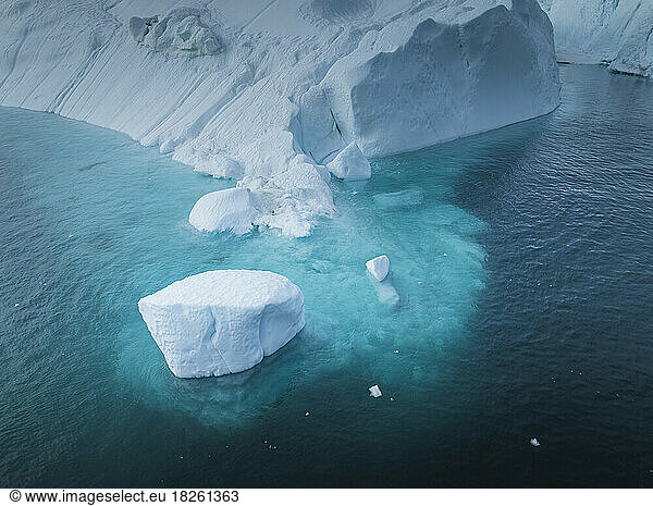 big icebergs from aerial view