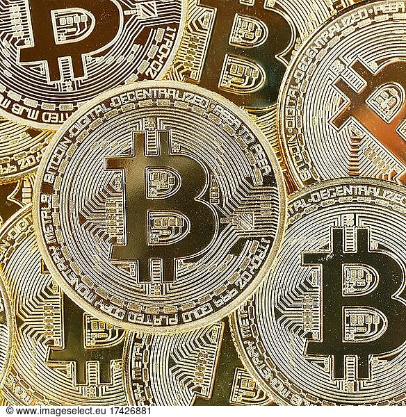 Bitcoin Krypto Währung online bezahlen digital Geld Kryptowährung Wirtschaft Finanzen quadratisch