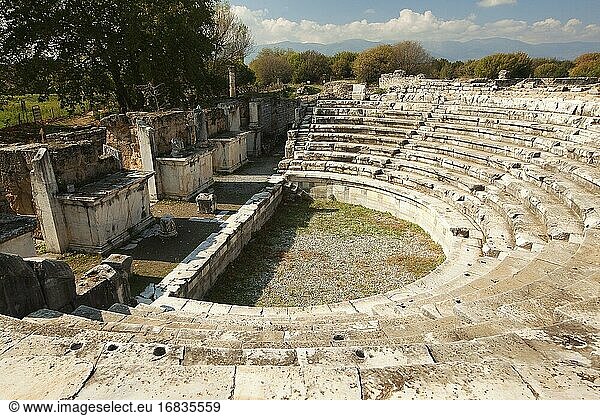 Blick auf das Ratsherrenhaus-Odeon in der archäologischen Stätte Aphrodisias,  Geyre,  Provinz Aydin,  Kleinasien,  Türkei,  Europa.