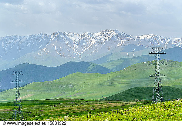 Blick auf den Berg Kaputzukh im Zangezur State Sanctuary an der Grenze zwischen Armenien und Aserbaidschan