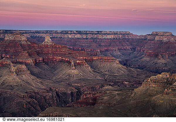Blick auf den Grand Canyon bei Sonnenuntergang  Hopi Point  Grand Canyon National Park  Arizona  USA