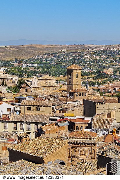 Blick auf die Altstadt mit Umgebung  Toledo  Kastilien-La Mancha  Spanien  Europa
