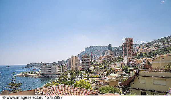 Blick auf die Französische Riviera  Monaco  Fürstentum Monaco