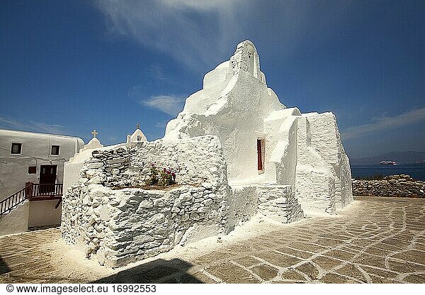 Blick auf die Paraportiani Kirche im Stadtzentrum  Insel Mykonos  Kykladen  Griechische Inseln  Griechenland  Europa.