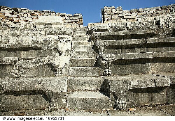 Blick auf die Treppe des Ratshauses in der archäologischen Stätte Aphrodisias  Geyre  Provinz Aydin  Kleinasien  Türkei  Europa.