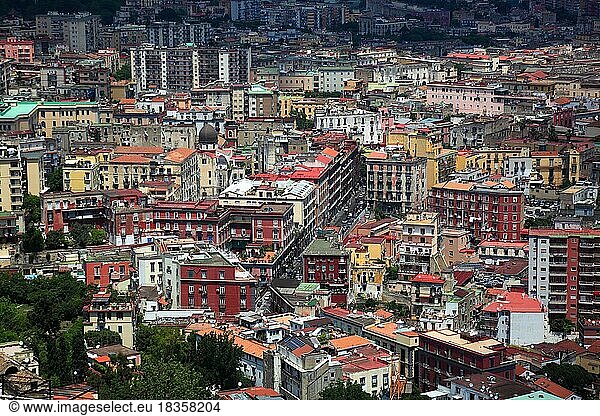 Blick auf Neapel  Kampanien  Italien  Europa