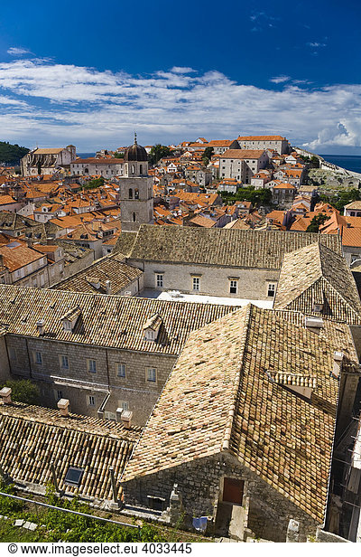 Blick über Altstadt und Weltkulturerbe Dubrovnik  Ragusa  Dubrovnik-Neretva  Dalmatien  Kroatien  Europa