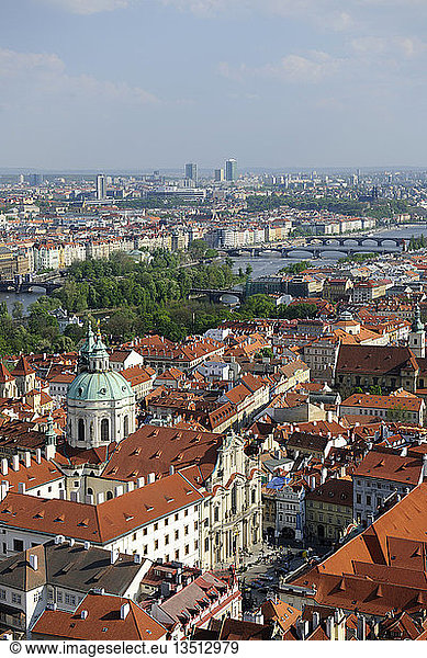 Blick über die Altstadt von Prag  UNESCO-Weltkulturerbe  Tschechische Republik  Europa