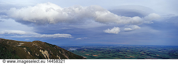 Blick über die Canterbury-Ebene von Mount Hutt