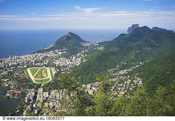 Blick über Leblon und Ipanema  Jockey Club  vom Corcovado  Rio de Janeiro  Brasilien  Südamerika