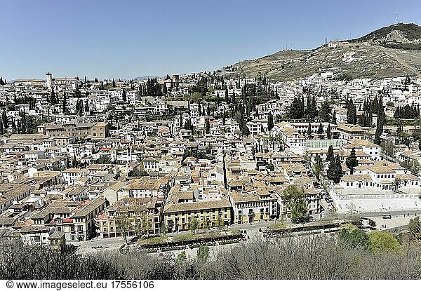 Blick von der Alhambra auf Granada  Andalusien  Spanien  Europa