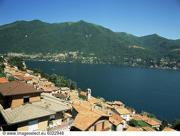 Blick von Laglio  Comer See  Lombardei  italienische Seen  Italien  Europa