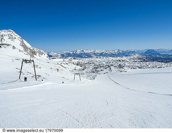 Blue sky over winter landscape  Dachstein Glacier ski area  Hallstatt Glacier  Styria  Austria  Europe