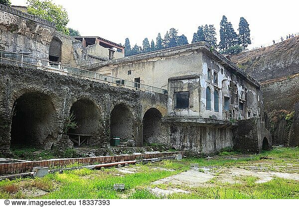Bootshäuser in der Ruinenstadt Herculaneum  Kampanien  Italien  Europa