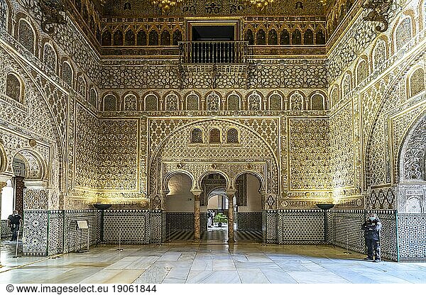 Botschaftersaal Salón de Embajadores  Königspalast Alcázar  Sevilla Andalusien  Spanien  Europa
