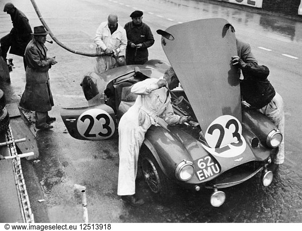 Boxenstopp  24-Stunden-Rennen von Le Mans  Frankreich  1955. Künstler: Unbekannt