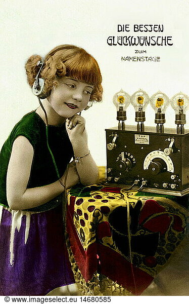 broadcast  radio  listener  girl is listening to the radio  Germany  1926