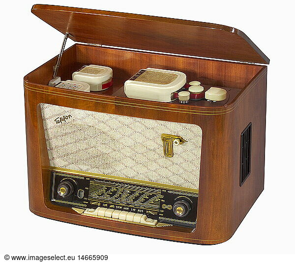 broadcast  radio  radio sets  type  typ Tefifon T 541  Germany  1954  technic  technics  historic  historical  clipping  record player  set  1950s  combination  integrated  open case  wooden  wood  20th century