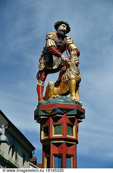 Brunnenfigur  Simsonbrunnen in der Kramgasse  1527/44  Bern  Kanton Bern  Schweiz  Europa