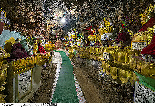 Buddha statues inside Shwe Oo Min Caves  Kalaw  Kalaw Township  Taunggyi District  Shan State  Myanmar
