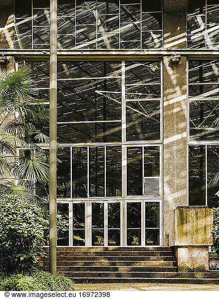 Building entrance at Estufa Fria Botanic Gardens