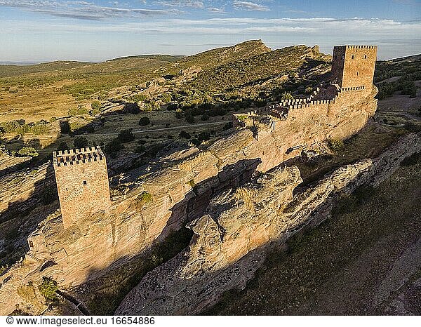 Burg Zafra 12. Jahrhundert Campillo de Due?as Guadalajara Spanien.