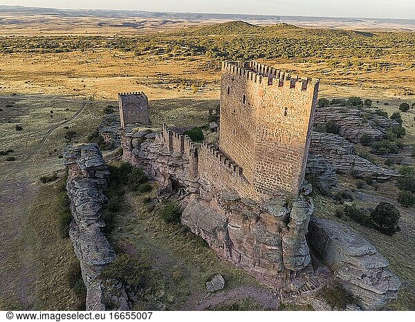 Burg Zafra 12. Jahrhundert Campillo de Due?as Guadalajara Spanien.