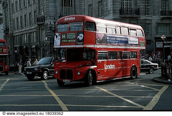 Bus  London  England  Great Britain  Double decker bus  Great Britain  Europe  Landscape  Horizontal