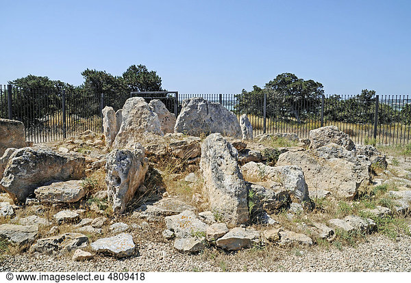 Ca Na Costa  Megalithgrab  megalithische Grabstätte  Es Pujols  Formentera  Pityusen  Balearen  Spanien  Europa