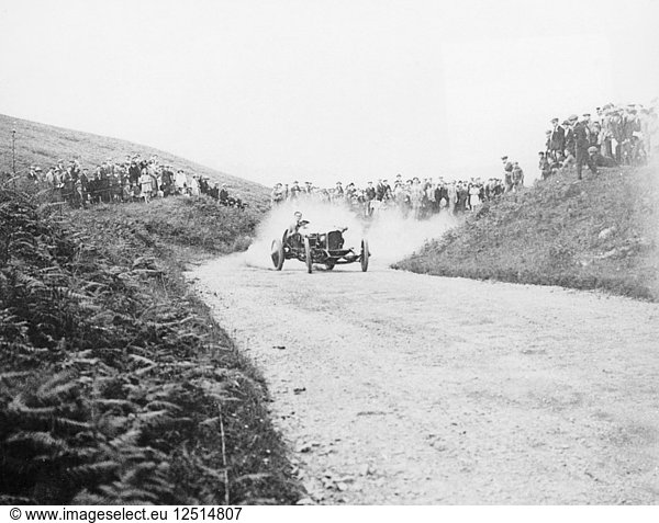 Caerphilly Hill Top  Anfang der 1920er Jahre. Künstler: Unbekannt