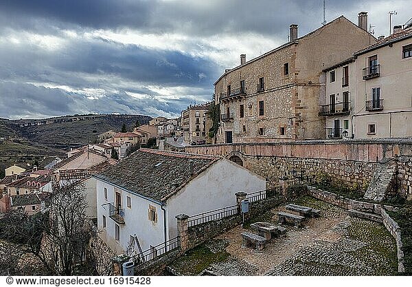 Calle los Fueros in der Stadt Sepulveda in der Provinz Segovia  Autonome Gemeinschaft Kastilien und León in Spanien.
