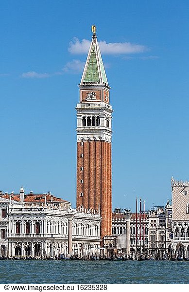 Campanile die San Marco  Glockenturm Markusdom  Markusplatz  Venedig  Italien  Europa