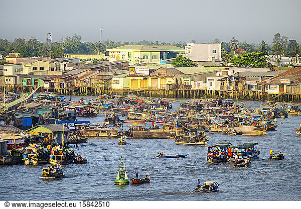 Can Rang floating market  Can Tho  Mekong Delta  Vietnam