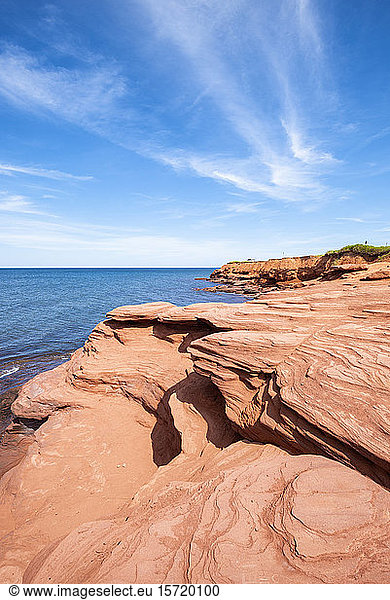 Canada  Prince Edward Island  Sandstone rock formations of Cavendish Beach