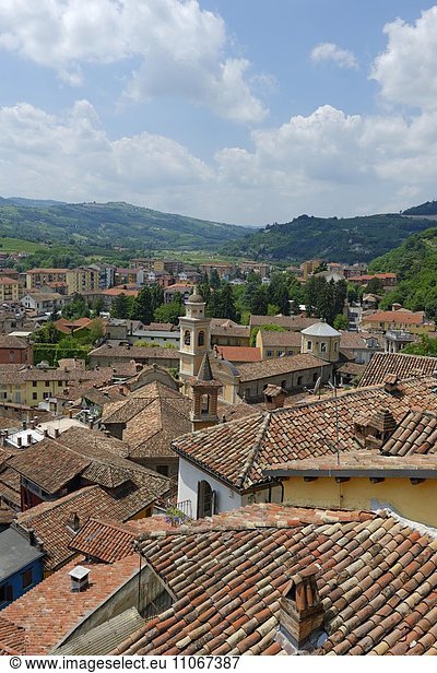 Canelli  Monferrato  Provinz Asti  Piemont  Italien  Europa
