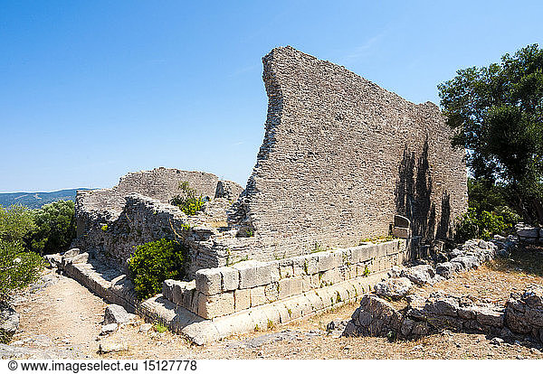 Capitolium  Ruinen des Haupttempels an der Arx  römische Stadt Cosa  Ansedonia  Provinz Grosseto  Maremma  Toskana  Italien  Europa