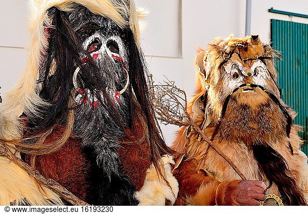 Caranto?a. Brauchtumsmaske un San Sebastian Ritual von Acehuche  Caceres  Spanien