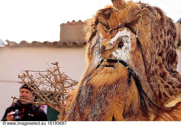 Caranto?a. Gewöhnliche Maske un San Sebastian Ritual von Acehuche  Caceres  Spanien