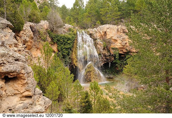 Cascada de la Hiedra  Mora de Rubielos  Gudar-Javalambre  Teruel province  Aragon  Spain.