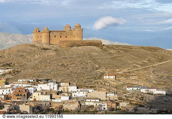 Castillo de La Calahorra  marquesado del Cenete  municipio de La Calahorra  provincia de Granada  comunidad autónoma de Andalucía  Spain.