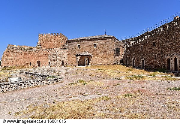 Castillo de Pe?arroya next to Guadiana River  Argamasilla de Alba  Ciudad Real province  Castilla-La Mancha  Spain.