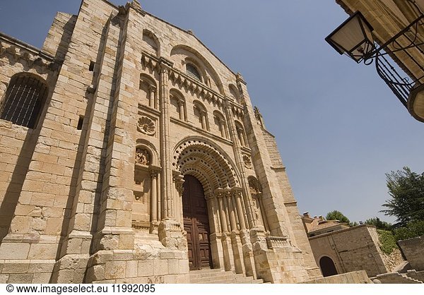 Cathedral of San Salvador of Zamora  Bishop's Door  Romanesque Style  XII Century and Bishop's Palace  Province of Zamora  Via de la Plata  Silver Route  Castilla y Leon  Castile  Spain