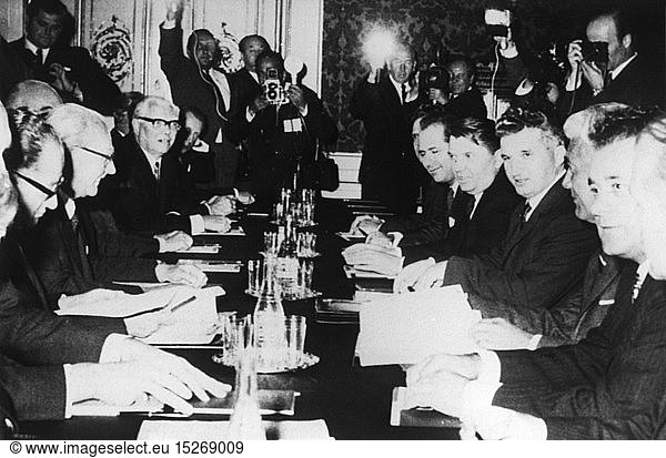 Ceausescu  Nicolae  26.1.1918 - 25.12.1989  rumÃ¤n. Politiker (PCR)  StaatsprÃ¤sident 22.3.1965 - 22.12.1989  Besuch in Ã–sterreich  GesprÃ¤che in der Hofburg mit Bundeskanzler Bruno Kreisky  Wien  22.9.1970