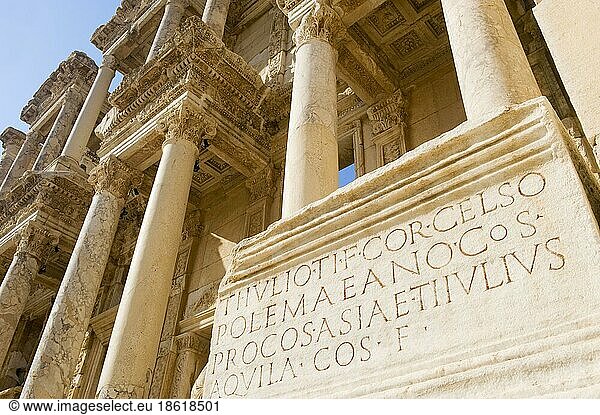 Celsus-Bibliothek  Ephesos  Türkei  Inschrift  Asien