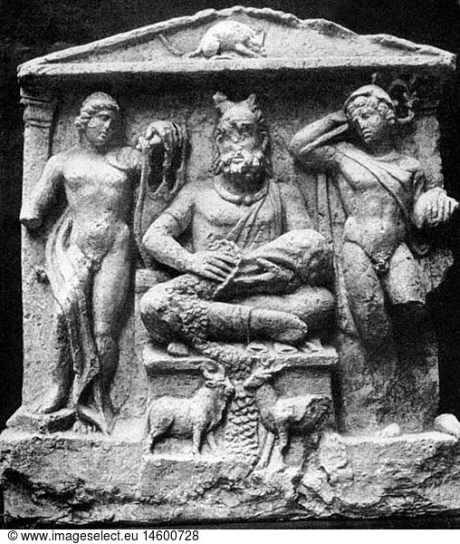 Cernunnus  kelt. Gottheit der Fruchtbarkeit und des Reichtum (Mitte)  antike Stele  Reims