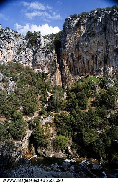 Cerrada del Utrero und Guadalquivir Fluss  Sierra de Cazorla  Segura und Naturpark Las Villas. Provinz Jaen  Andalusien  Spanien